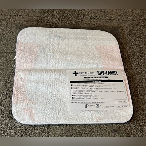 Spy x Family Anya Towel Washcloth Japan Red Cross Society Exclusive Anime Kawaii - Picture 2 of 5